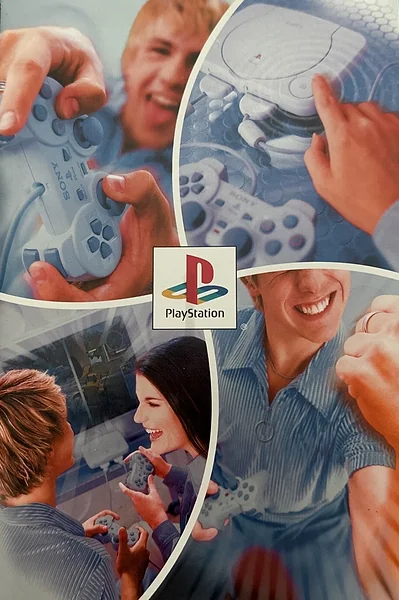 PlayStation Underground: Holiday 2001 Box Art